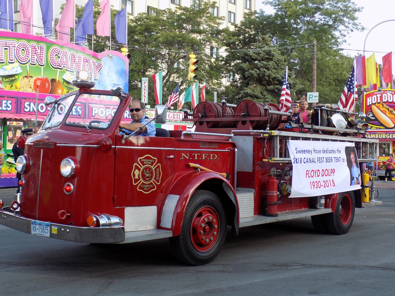A classic North Tonawanda Fire Department truck during last year's Canal Fest parade. (Photo by Nick Donoughe)